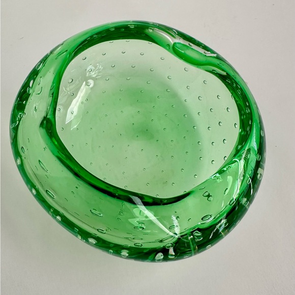 Bullicante Glass Rolled Rim Bowl Ashtray 4.25” - Picture 2 of 7